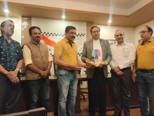 Felicitation function of Mental Health Awareness Riders. (15)
