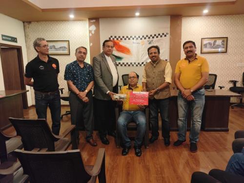 Felicitation function of Mental Health Awareness Riders. (20)